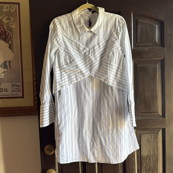 BCBGMAXAZRIA Long Sleeve Dress size M - Picture 1 of 6